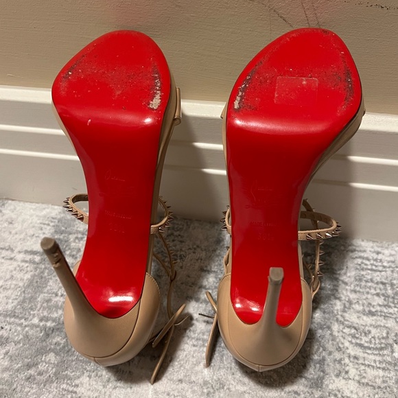 Christian louboutin heels - Picture 8 of 9